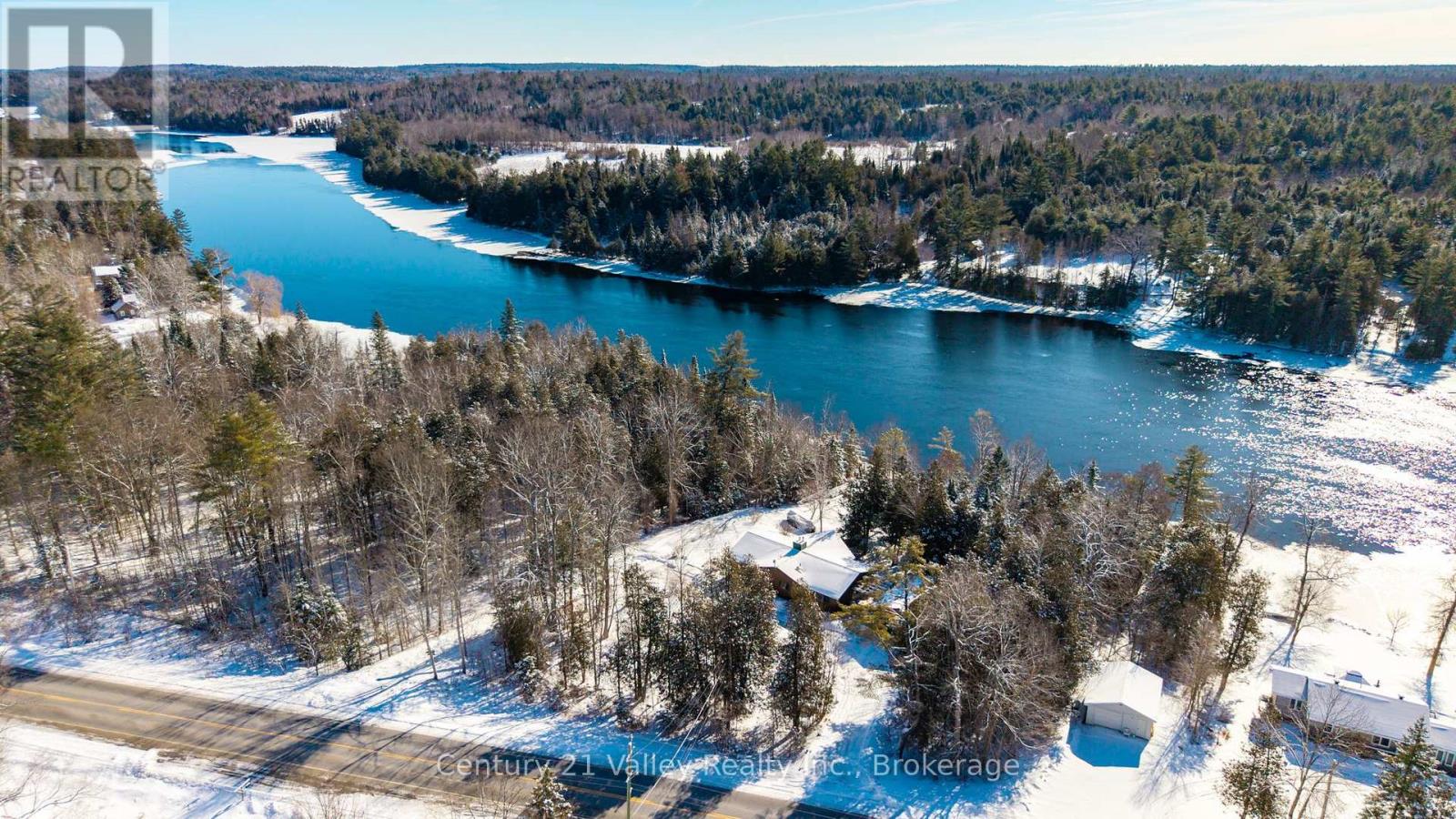 3537 Calabogie Road, Greater Madawaska, Ontario  K0J 1G0 - Photo 5 - X12907184