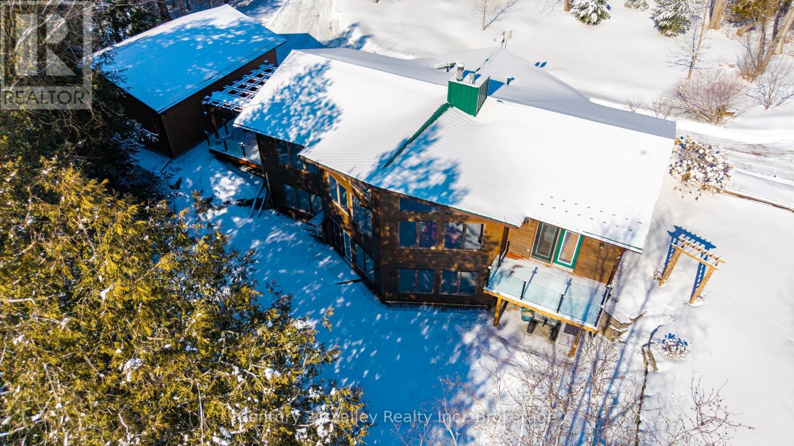 3537 Calabogie Road, Greater Madawaska, Ontario  K0J 1G0 - Photo 6 - X12907184