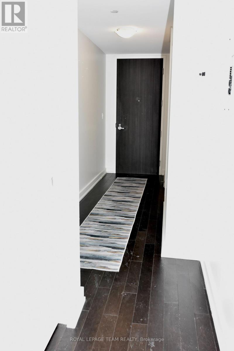 902 - 111 Champagne Avenue S, Ottawa, Ontario  K1S 5V3 - Photo 3 - X12907186