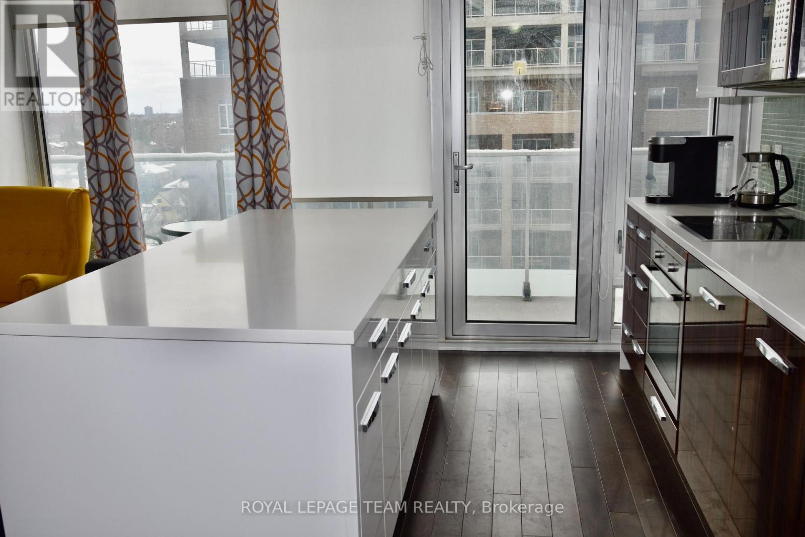 902 - 111 Champagne Avenue S, Ottawa, Ontario  K1S 5V3 - Photo 4 - X12907186