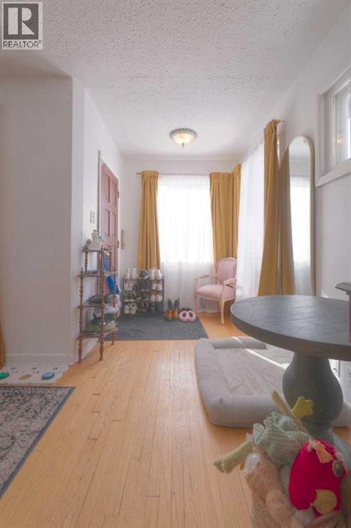 714 17 Avenue NW, Calgary, Alberta  T2M 0N7 - Photo 6 - A2289247