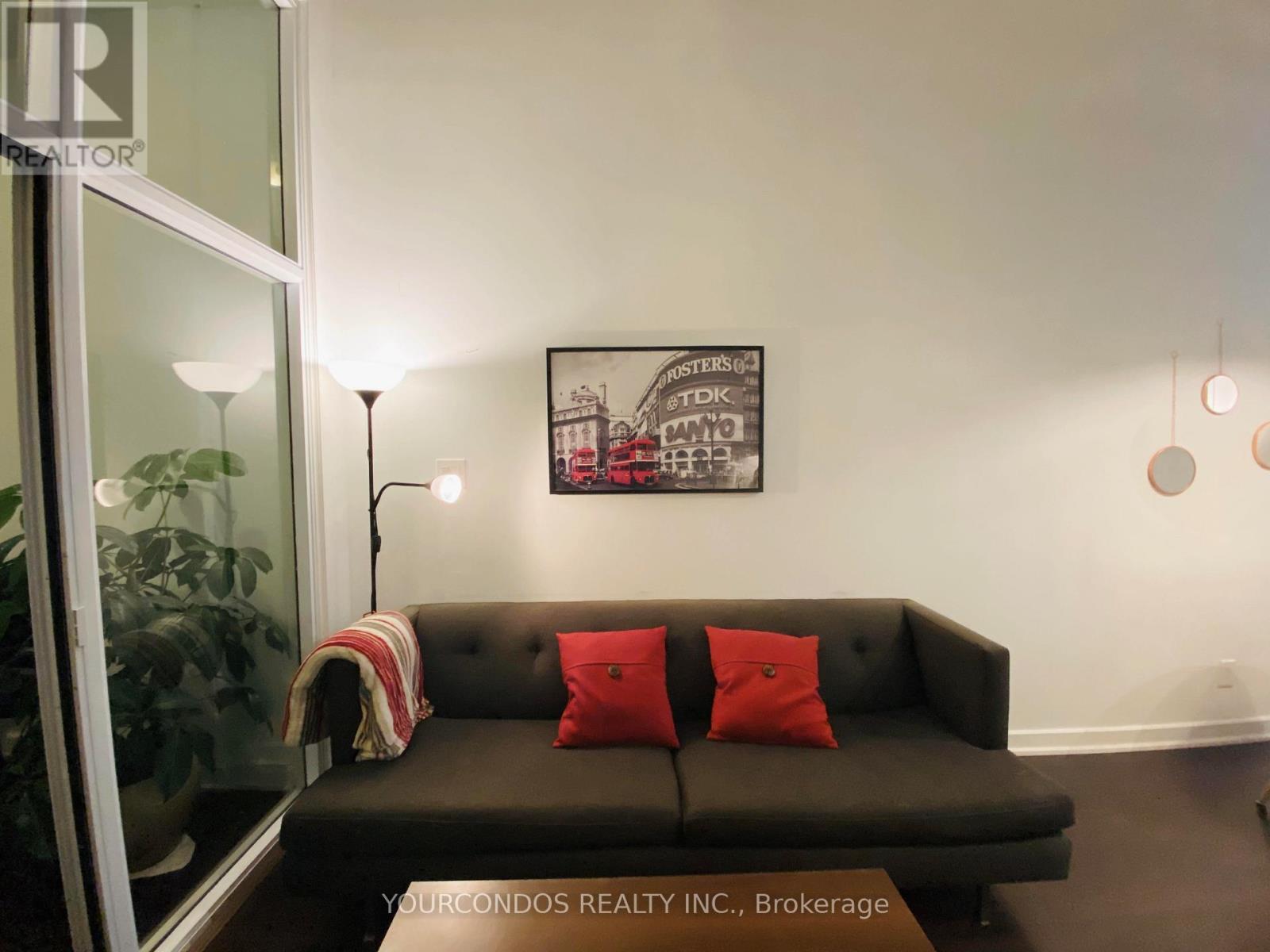 435 - 380 Macpherson Avenue, Toronto, Ontario  M4V 3E3 - Photo 6 - C12907176