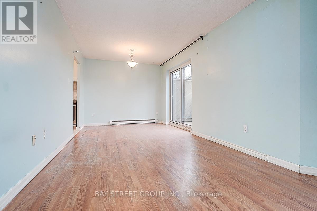 32 - 2035 South Millway Drive, Mississauga, Ontario L5L 1R7 - Photo 6 - W12907182