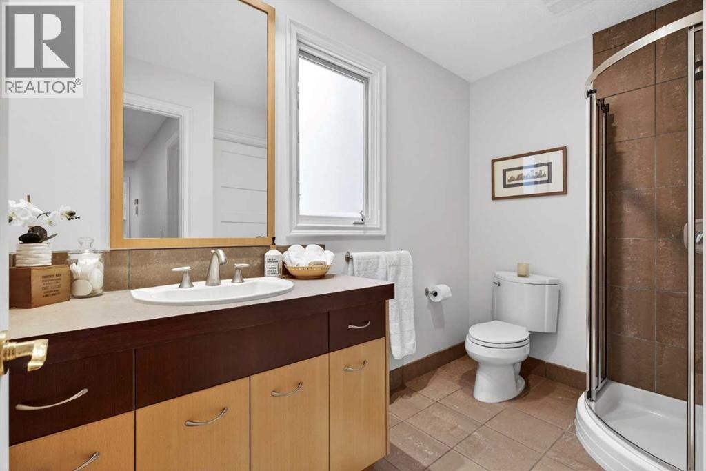 6913 Leaside Drive Sw, Calgary, Alberta  T3E 6H6 - Photo 34 - A2286625