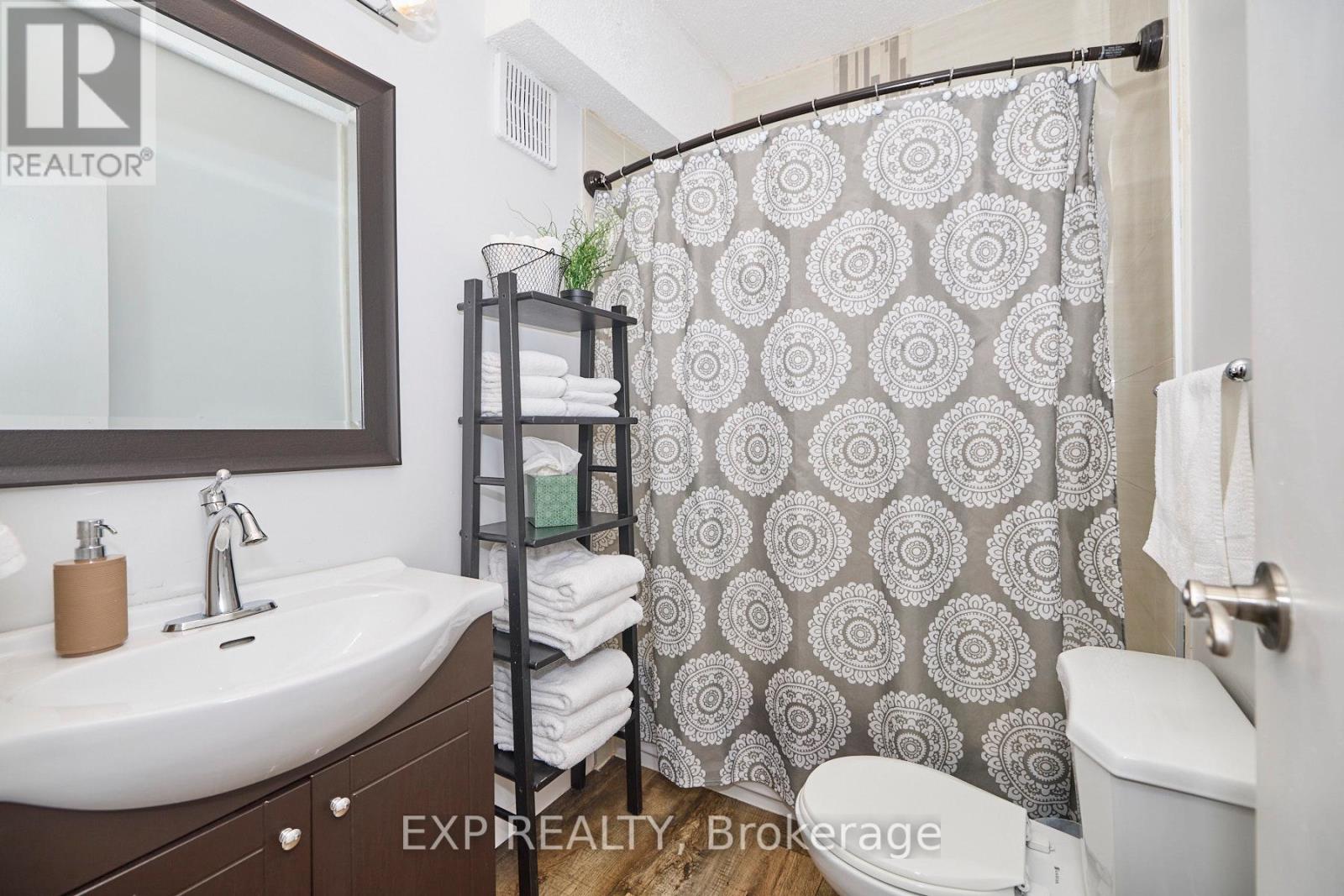 1 - 4675 Queen Street, Niagara Falls, Ontario  L2E 2L9 - Photo 7 - X12846710