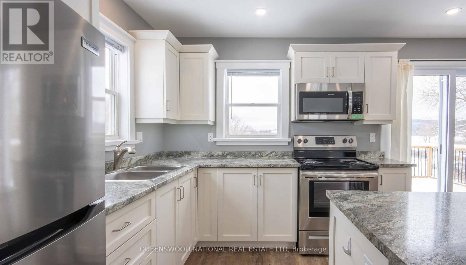 83 Siberia Road W, Madawaska Valley, Ontario  K0J 1B0 - Photo 7 - X12907216