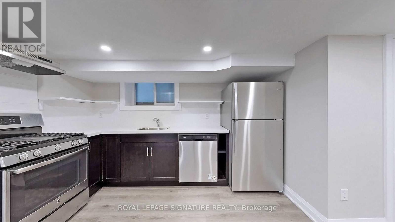 Bsmt - 64 Harvie Avenue, Toronto, Ontario  M6E 4K3 - Photo 3 - W12736928