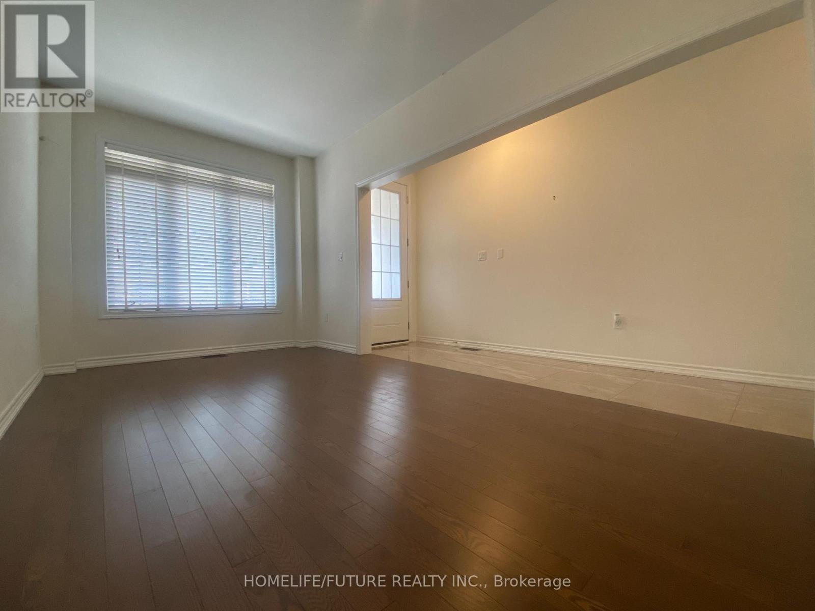 10 Enclave Trail, Brampton, Ontario  L6R 4B2 - Photo 3 - W12831630