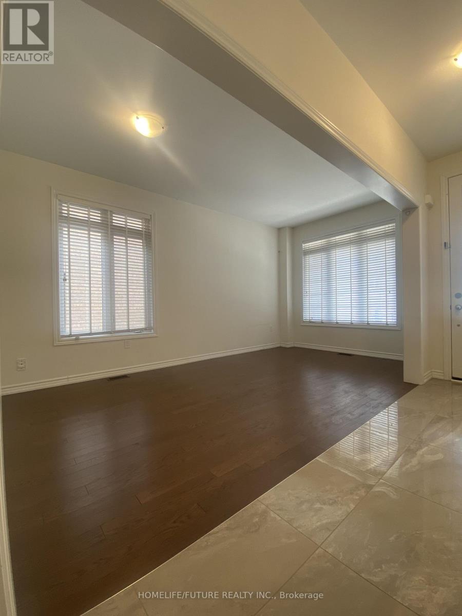 10 Enclave Trail, Brampton, Ontario  L6R 4B2 - Photo 2 - W12831630