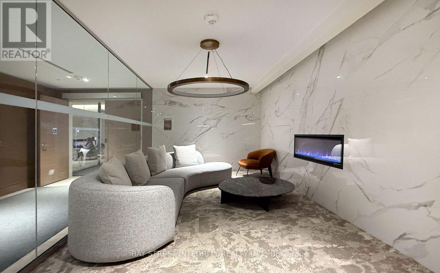 1702 - 1 Concord Cityplace Way, Toronto, Ontario  M5V 0X3 - Photo 10 - C12907200