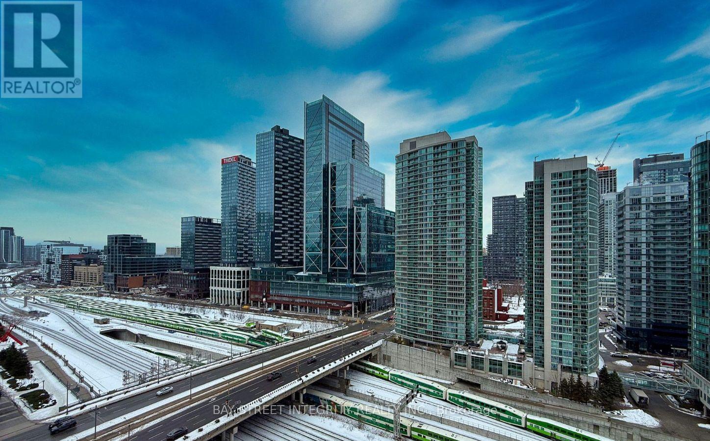 1702 - 1 Concord Cityplace Way, Toronto, Ontario  M5V 0X3 - Photo 11 - C12907200