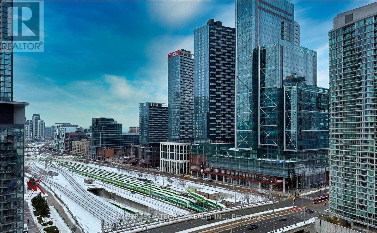 1702 - 1 Concord Cityplace Way, Toronto, Ontario  M5V 0X3 - Photo 12 - C12907200