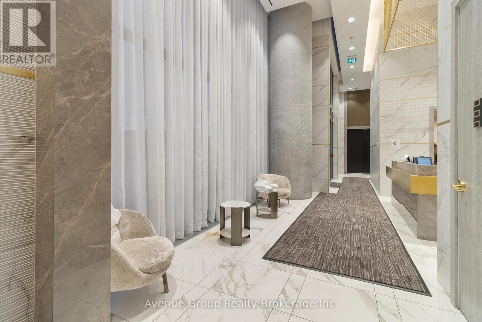 2801 - 898 Portage Parkway, Vaughan, Ontario  L4K 0J6 - Photo 2 - N12907208