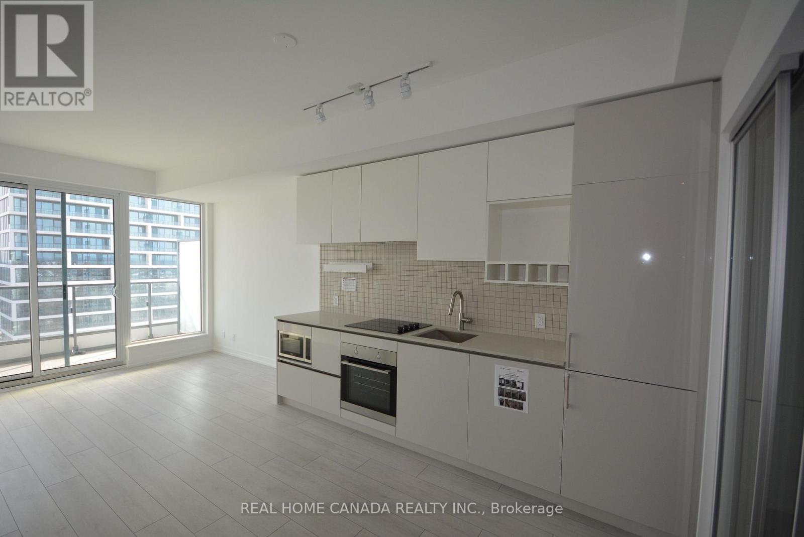 3906 MASTER - 898 PORTAGE PARKWAY, Vaughan, Ontario