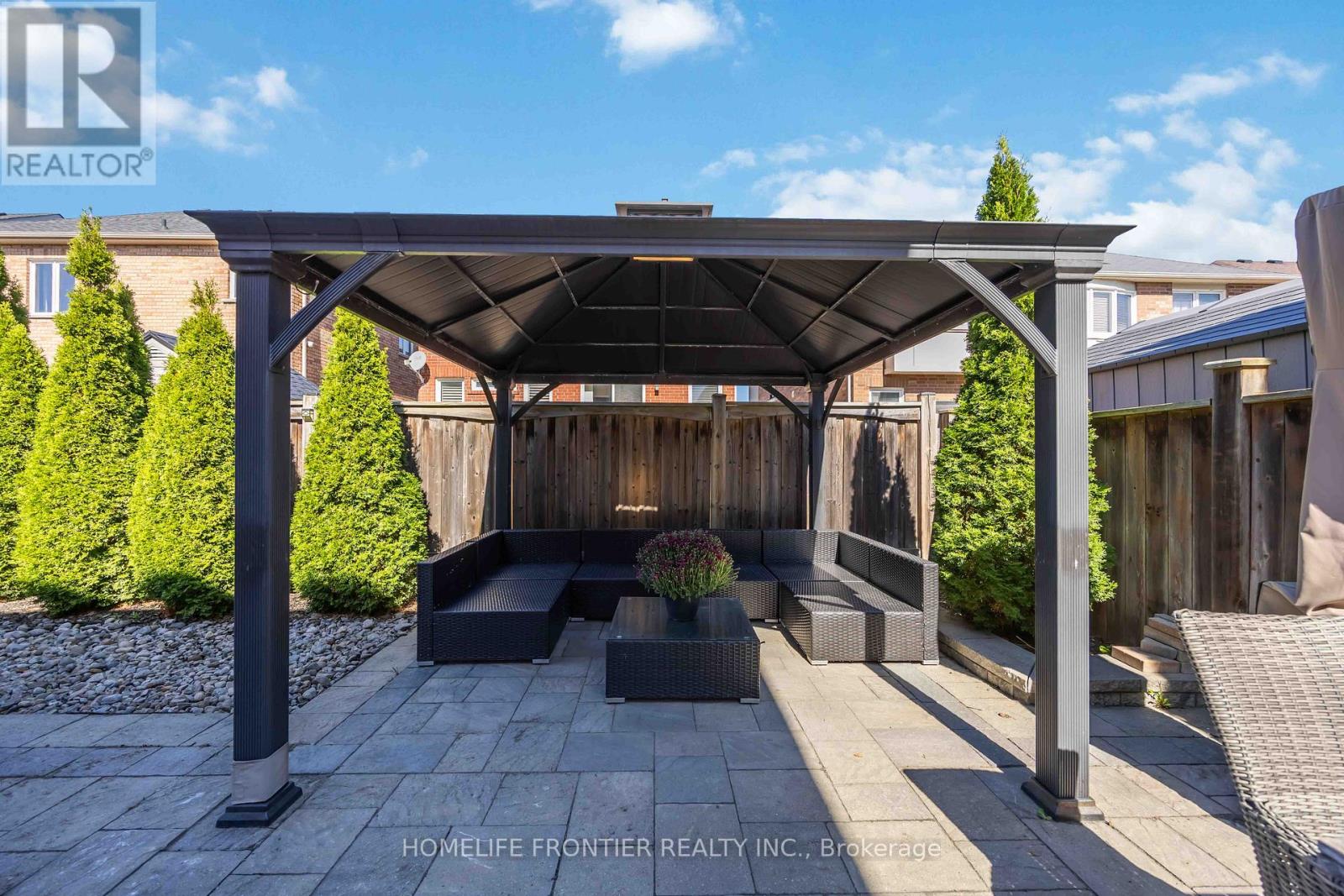 26 Barnstone Drive, Markham, Ontario  L6E 2B3 - Photo 25 - N12906724