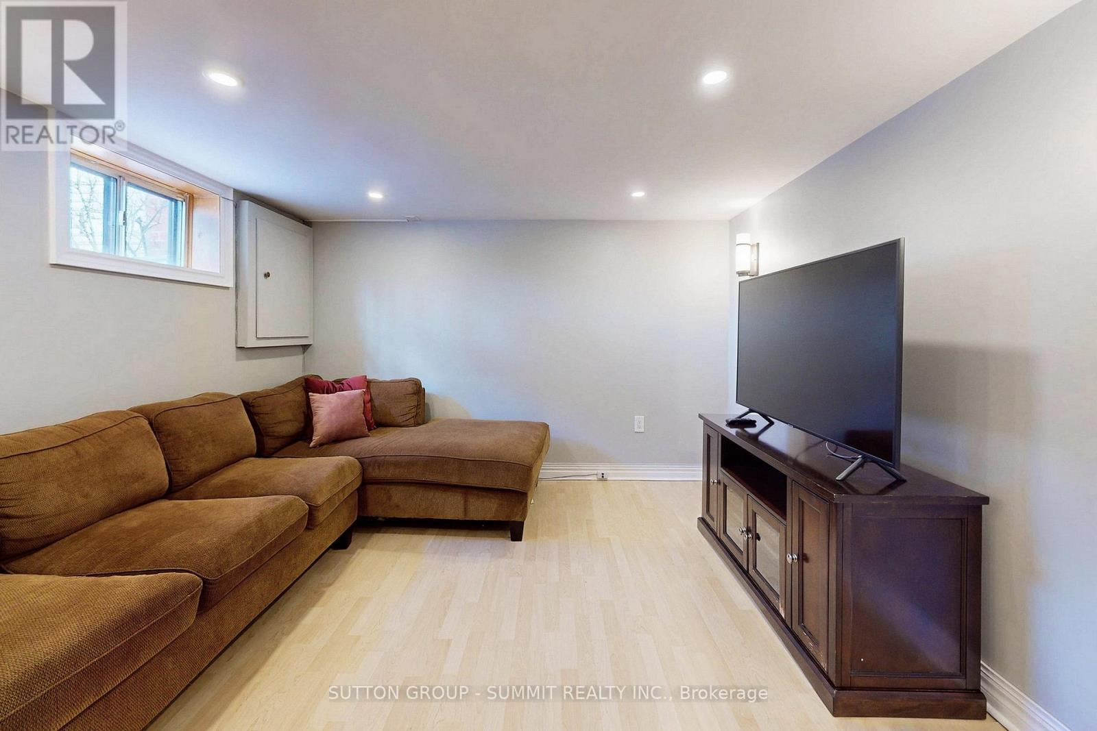 2225 Rambo Road, Mississauga, Ontario  L4Y 1X8 - Photo 36 - W12887550