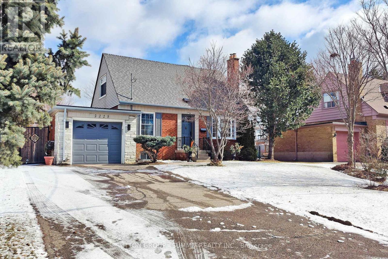 2225 Rambo Road, Mississauga, Ontario  L4Y 1X8 - Photo 8 - W12887550