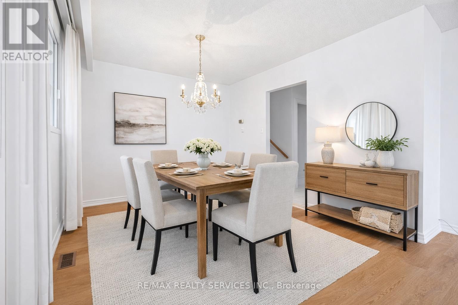 3205 Monica Drive, Mississauga, Ontario  L4T 3E6 - Photo 7 - W12907130