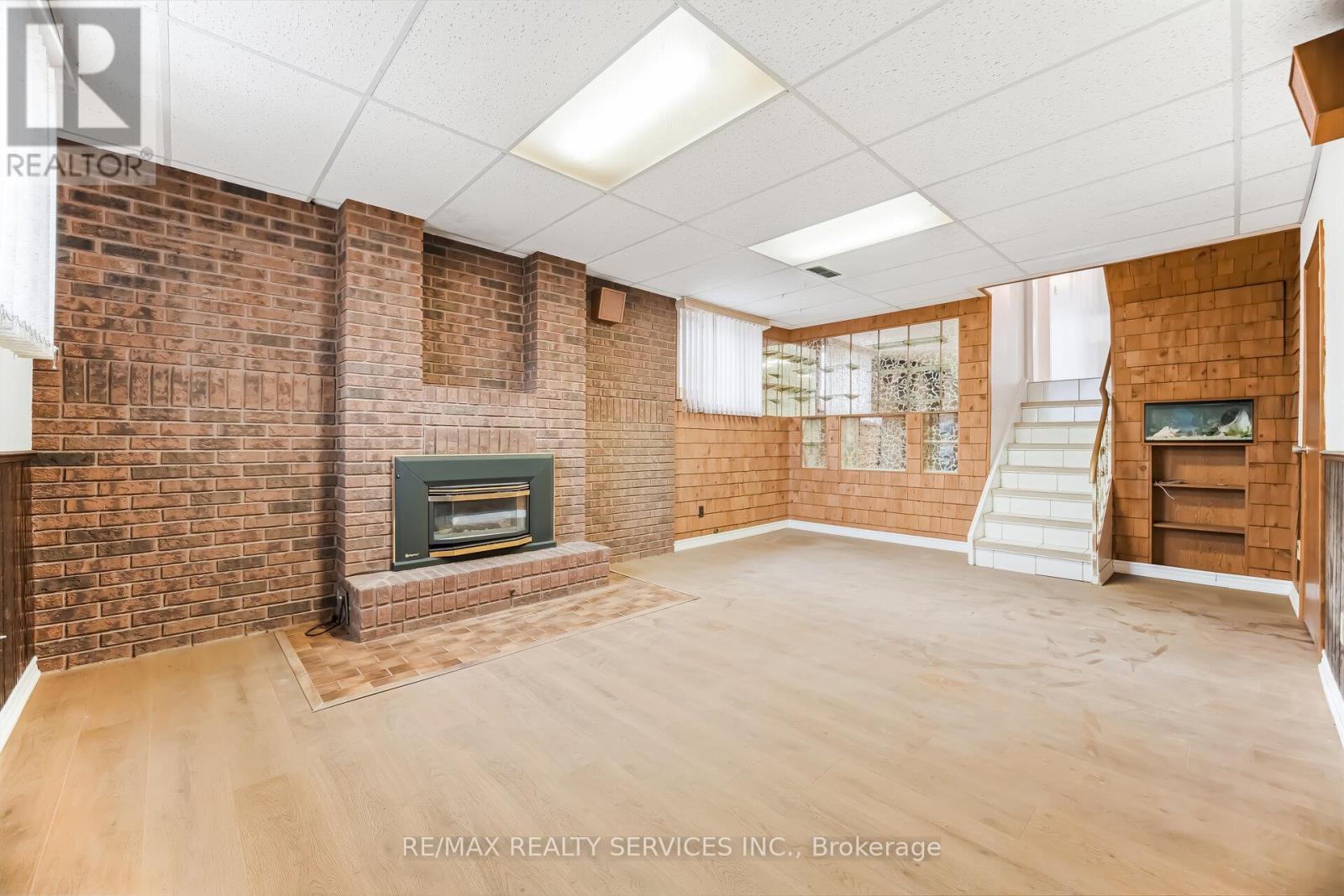 3205 Monica Drive, Mississauga, Ontario  L4T 3E6 - Photo 18 - W12907130