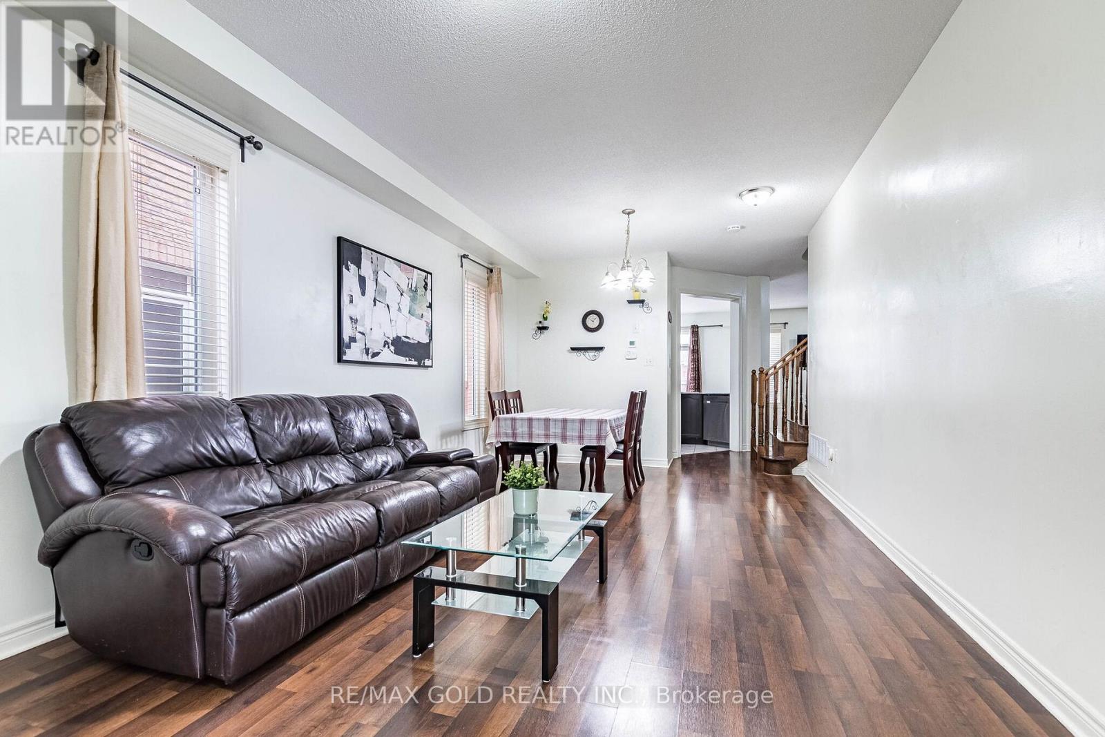 49 Baby Pointe Trail, Brampton (Northwest Brampton), Ontario  L7A 0W3 - Photo 7 - W12907202