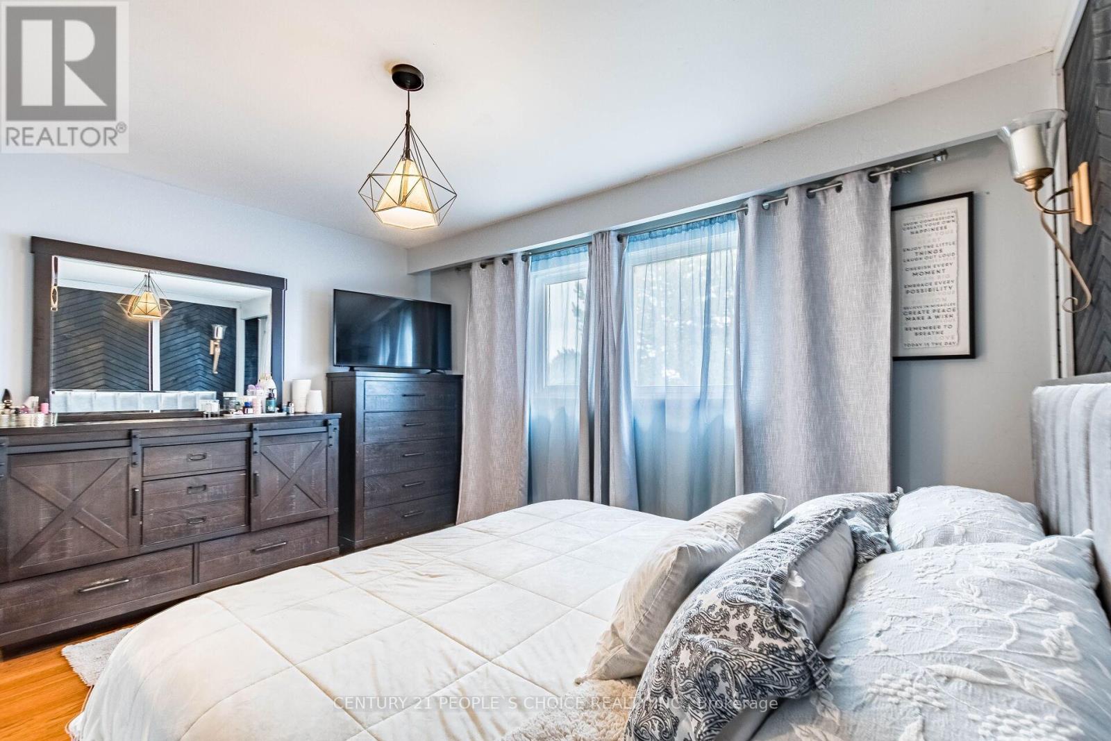 46 Abell Drive, Brampton, Ontario  L6V 2V8 - Photo 25 - W12861464