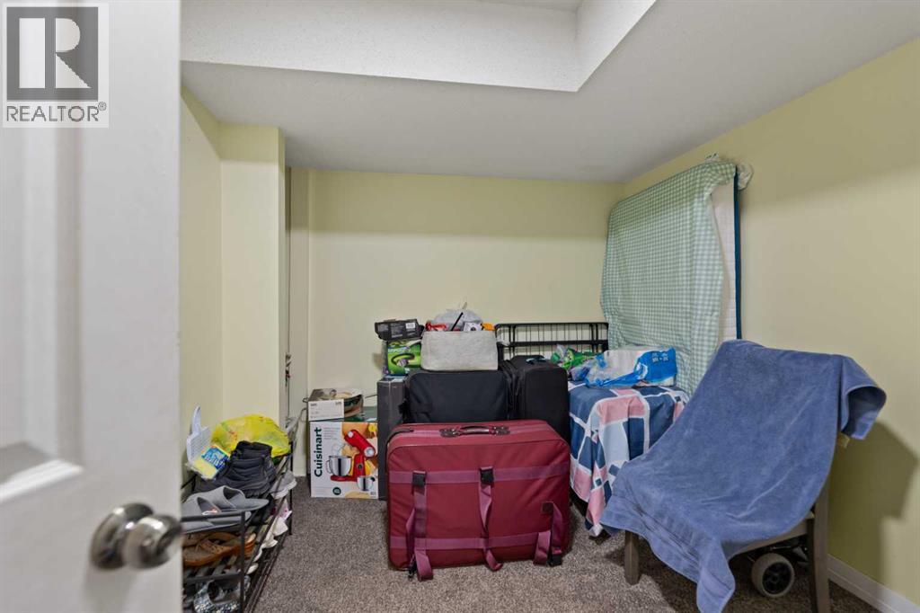 101 Taravista Crescent, Calgary, Alberta  T3J 4N8 - Photo 20 - A2288682