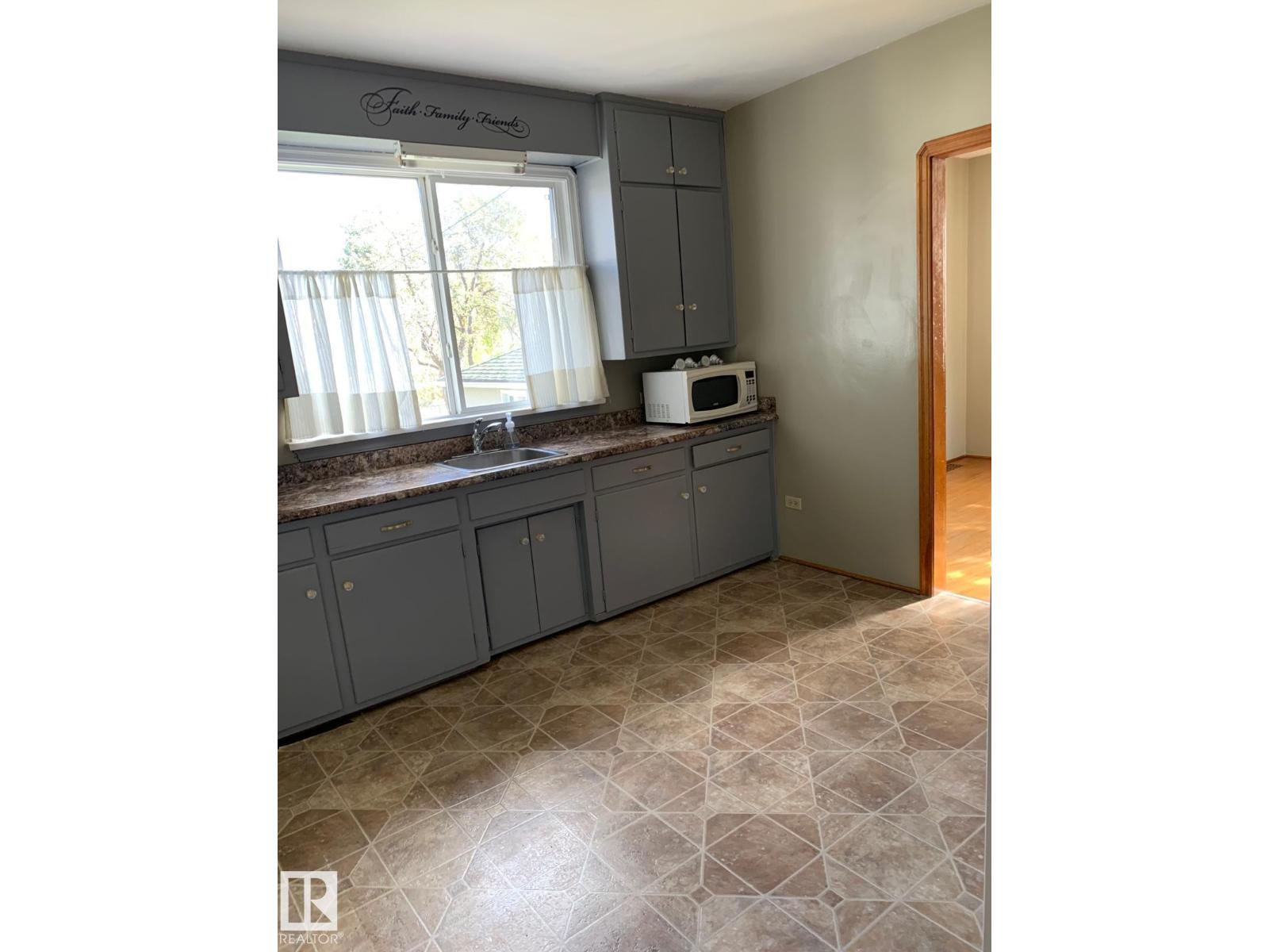 10975 116 St Nw, Edmonton, Alberta  T5H 3M7 - Photo 17 - E4478024