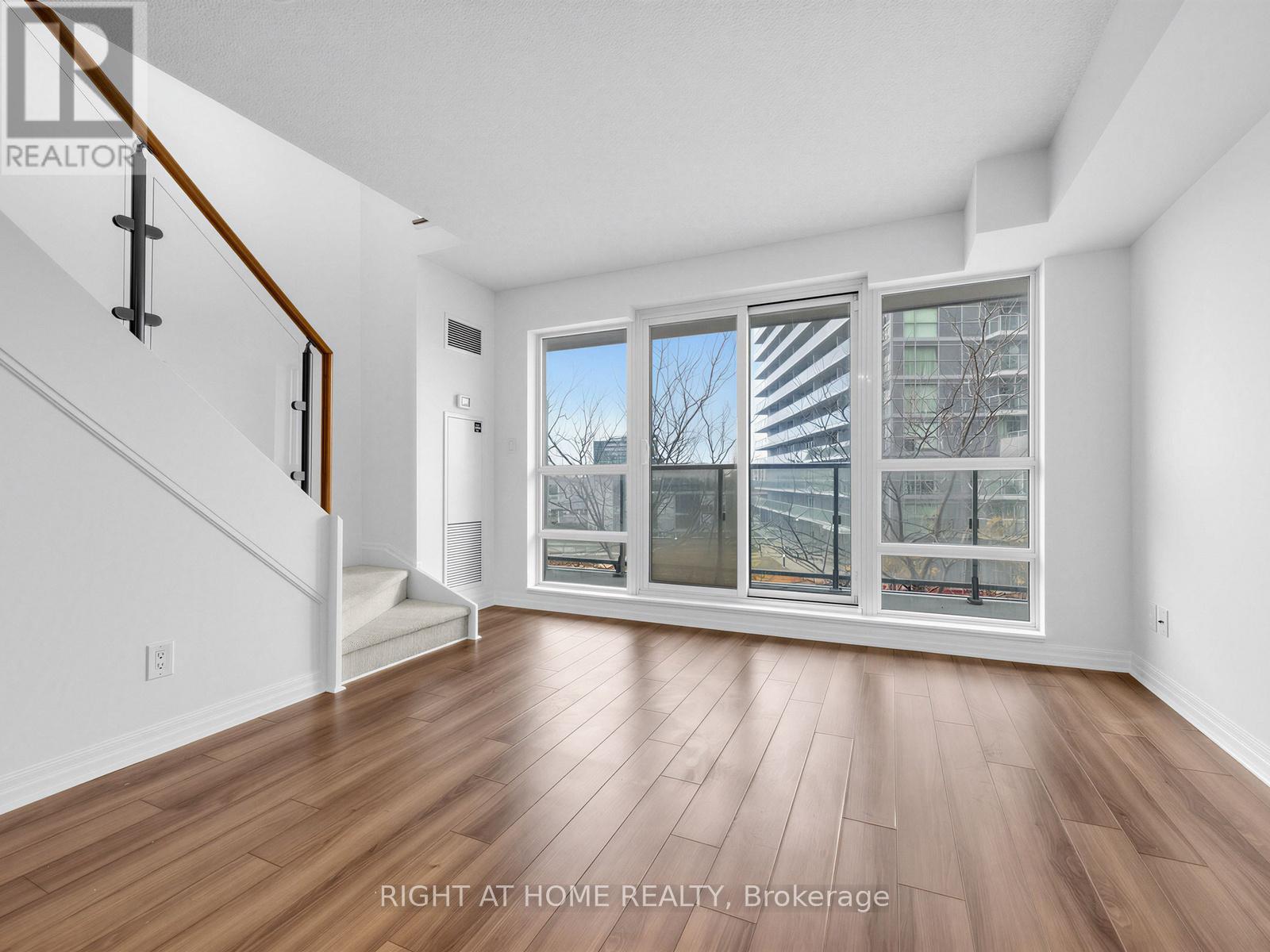 318 - 2015 Sheppard Avenue E, Toronto, Ontario  M2J 0B3 - Photo 4 - C12907218