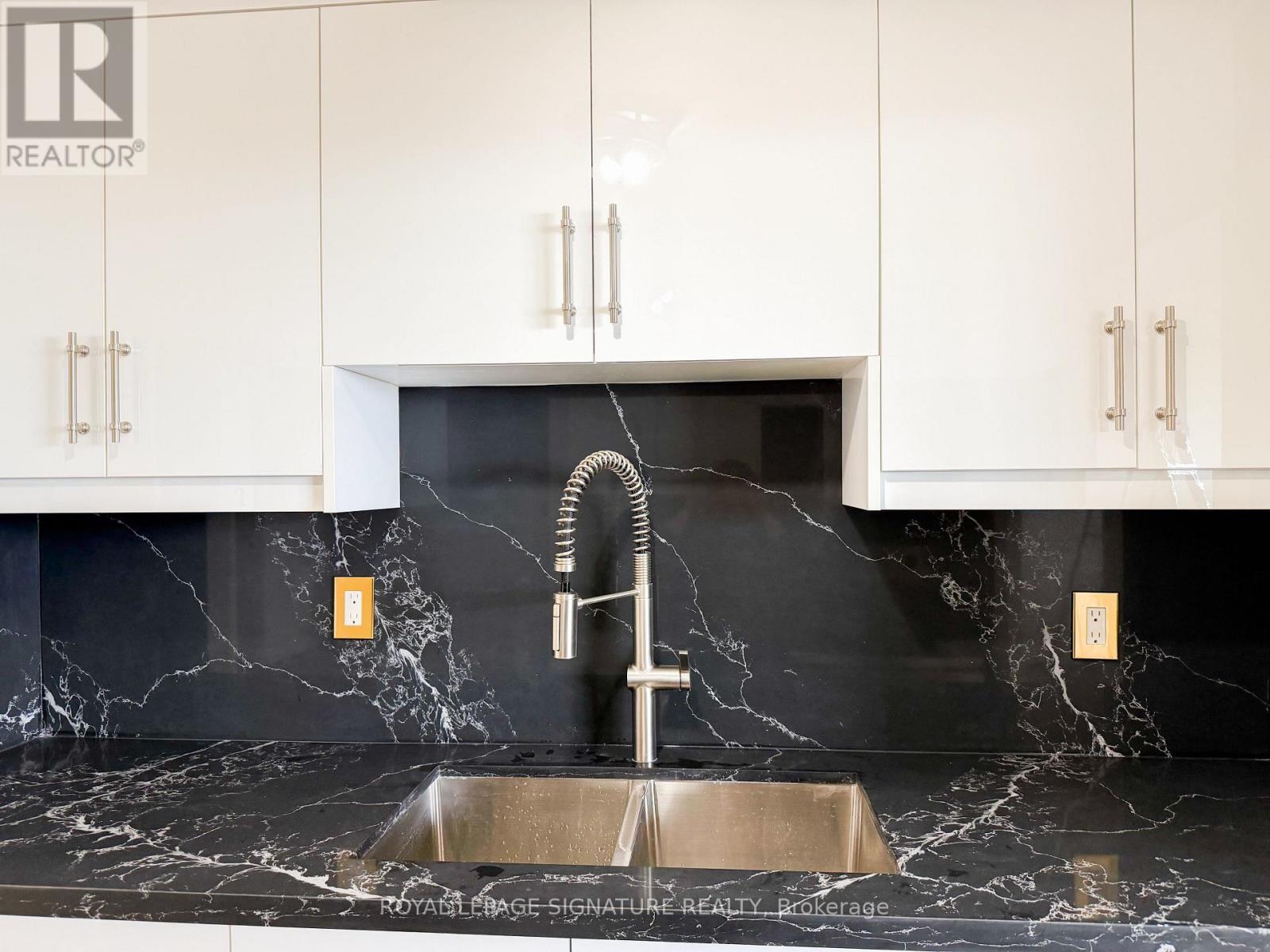 1503 - 270 PALMDALE DRIVE, Toronto, Ontario