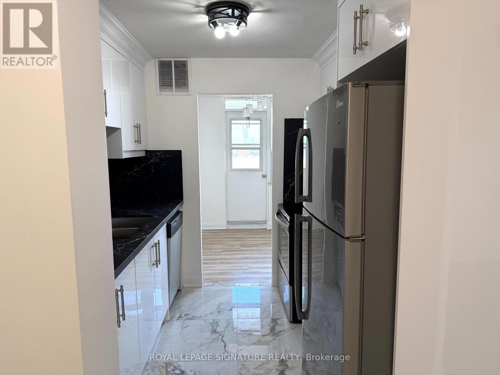 1503 - 270 Palmdale Drive, Toronto, Ontario  M1T 3N8 - Photo 3 - E12907228