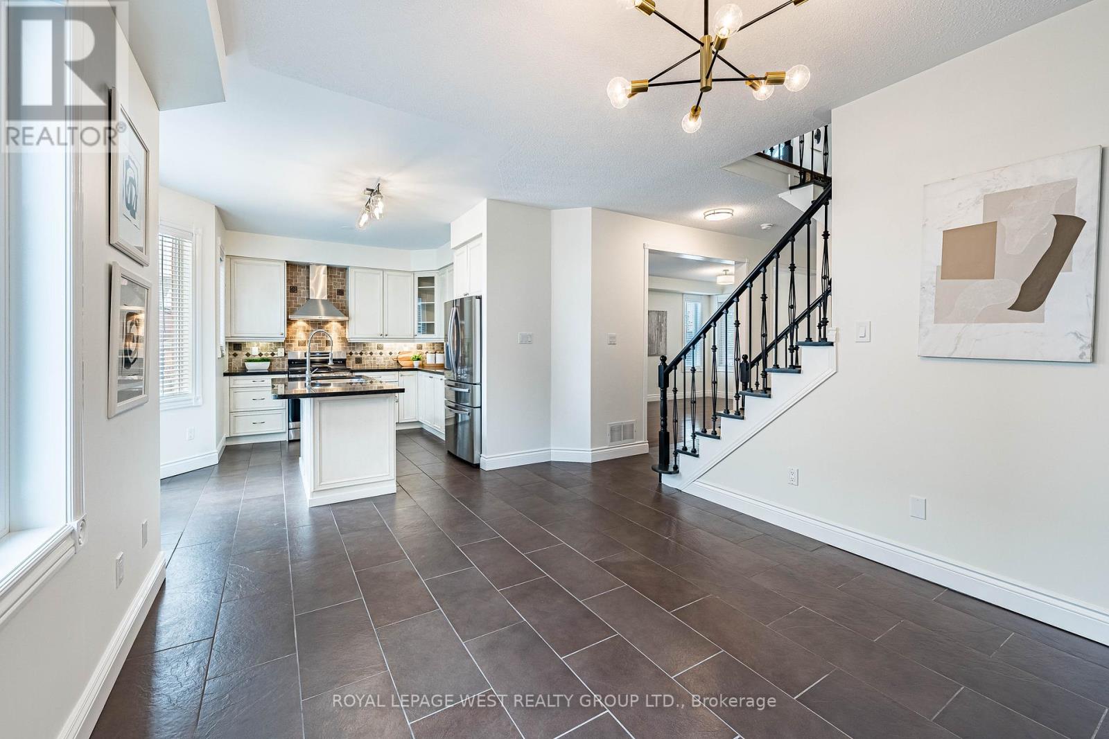 52 Long Island Crescent, Toronto, Ontario  M1C 5E4 - Photo 4 - E12905668