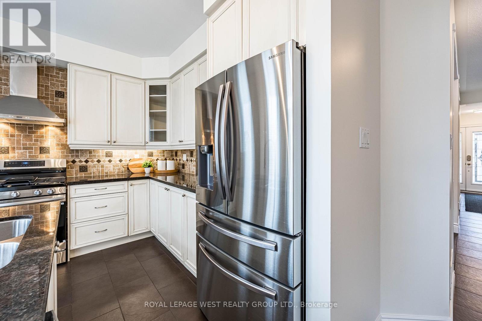 52 Long Island Crescent, Toronto, Ontario  M1C 5E4 - Photo 7 - E12905668