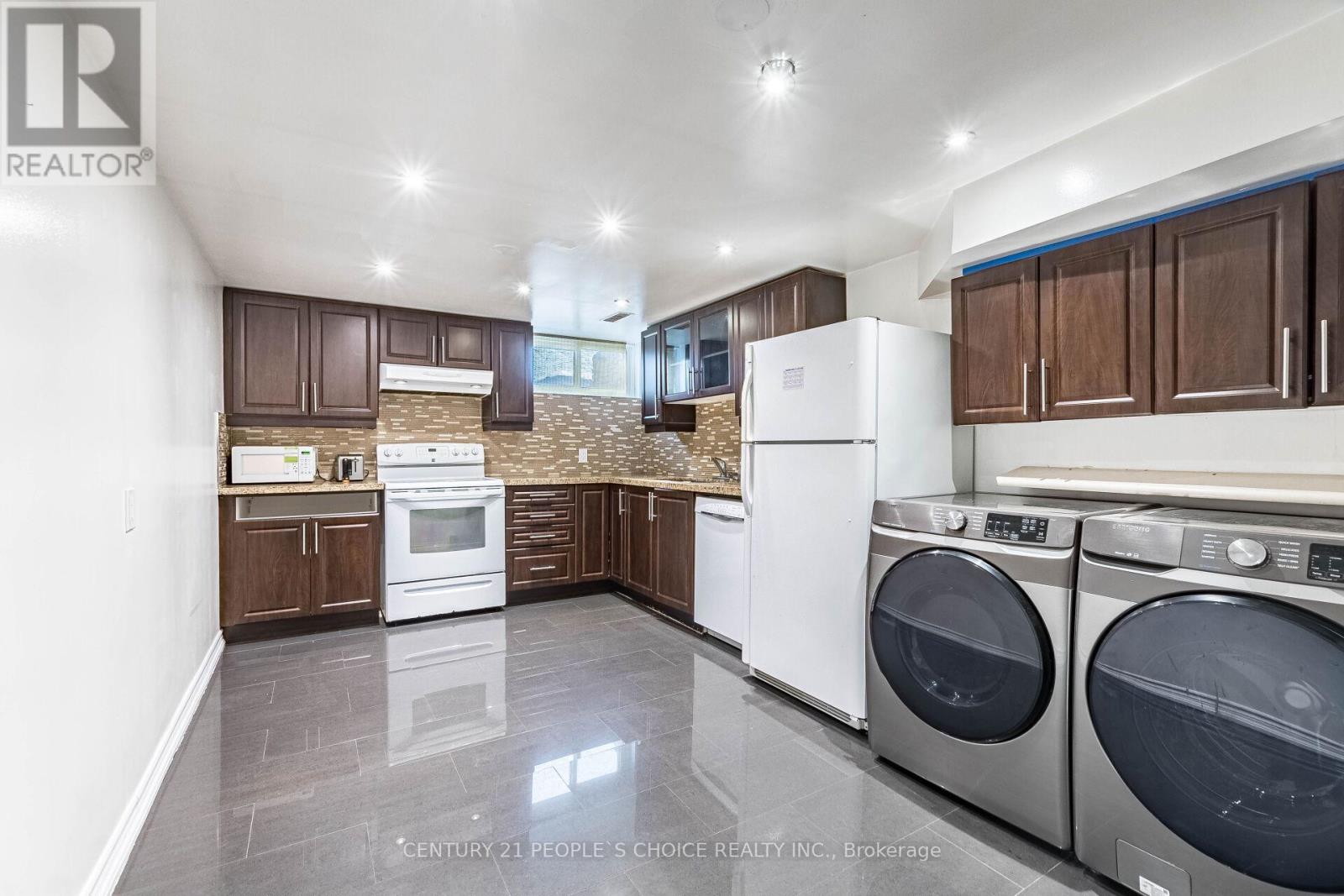 46 Abell Drive, Brampton, Ontario  L6V 2V8 - Photo 35 - W12861464