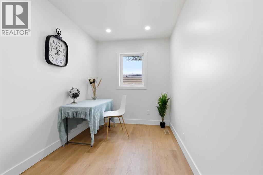 5026 53 Street, Sylvan Lake, Alberta  T4S 1E7 - Photo 22 - A2288797