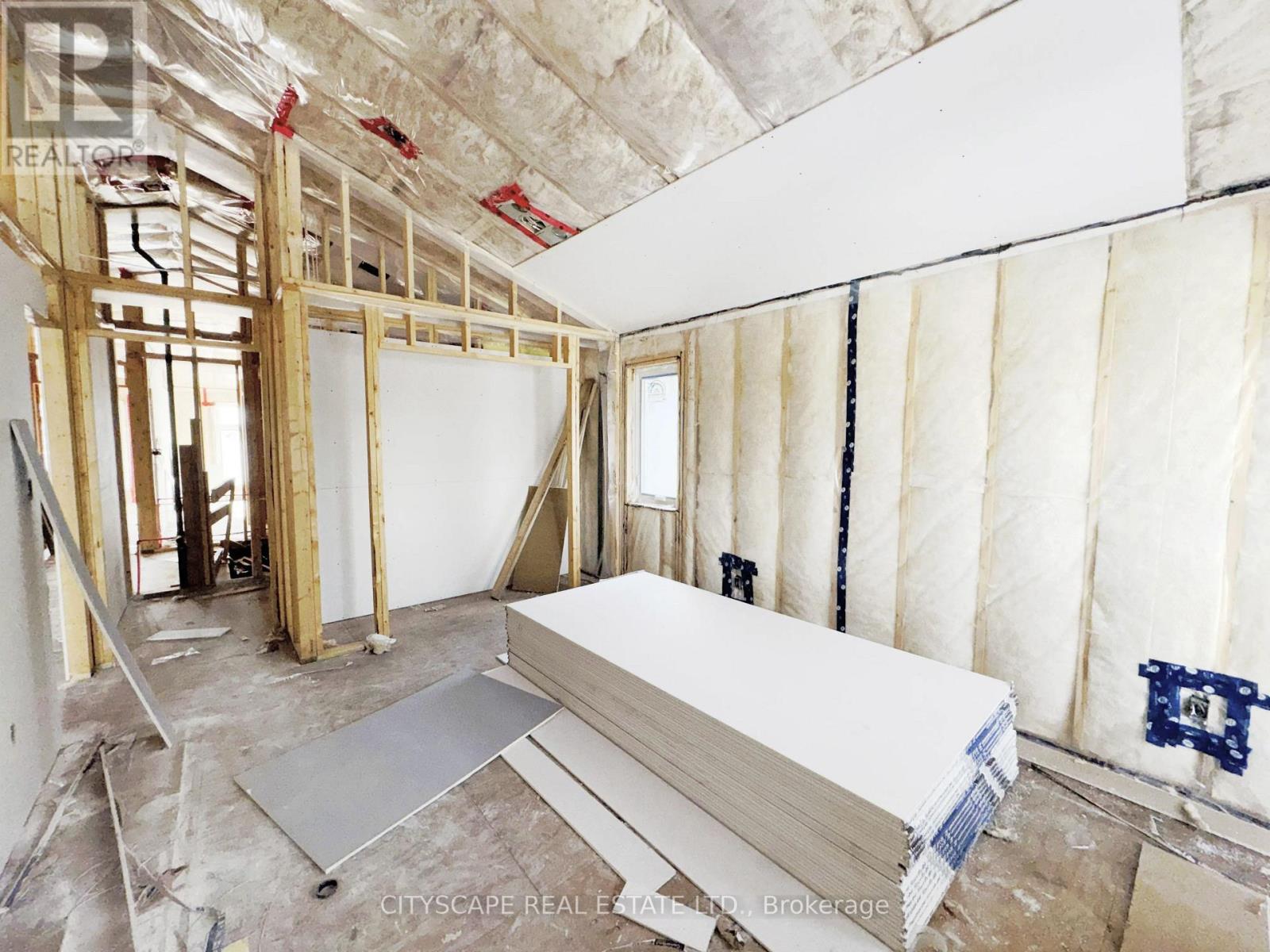 11 Chester Street, Guelph, Ontario  N1H 1K7 - Photo 12 - X12907232