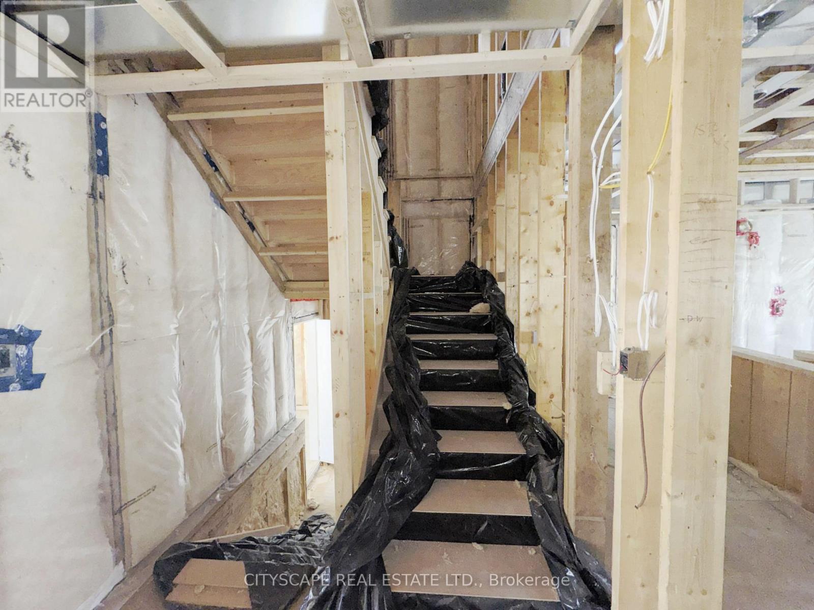 11 Chester Street, Guelph, Ontario  N1H 1K7 - Photo 9 - X12907232