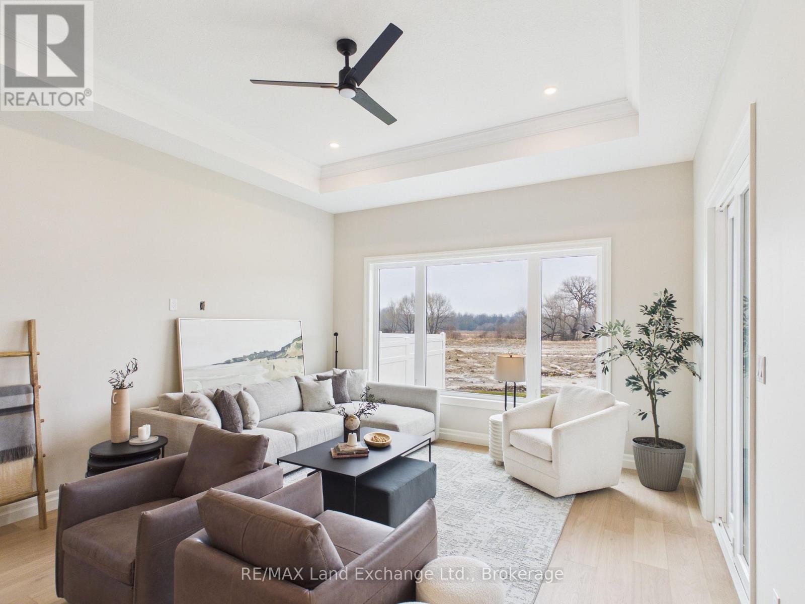 119 Inverness Street N, Kincardine, Ontario  N2Z 1J4 - Photo 8 - X12462500