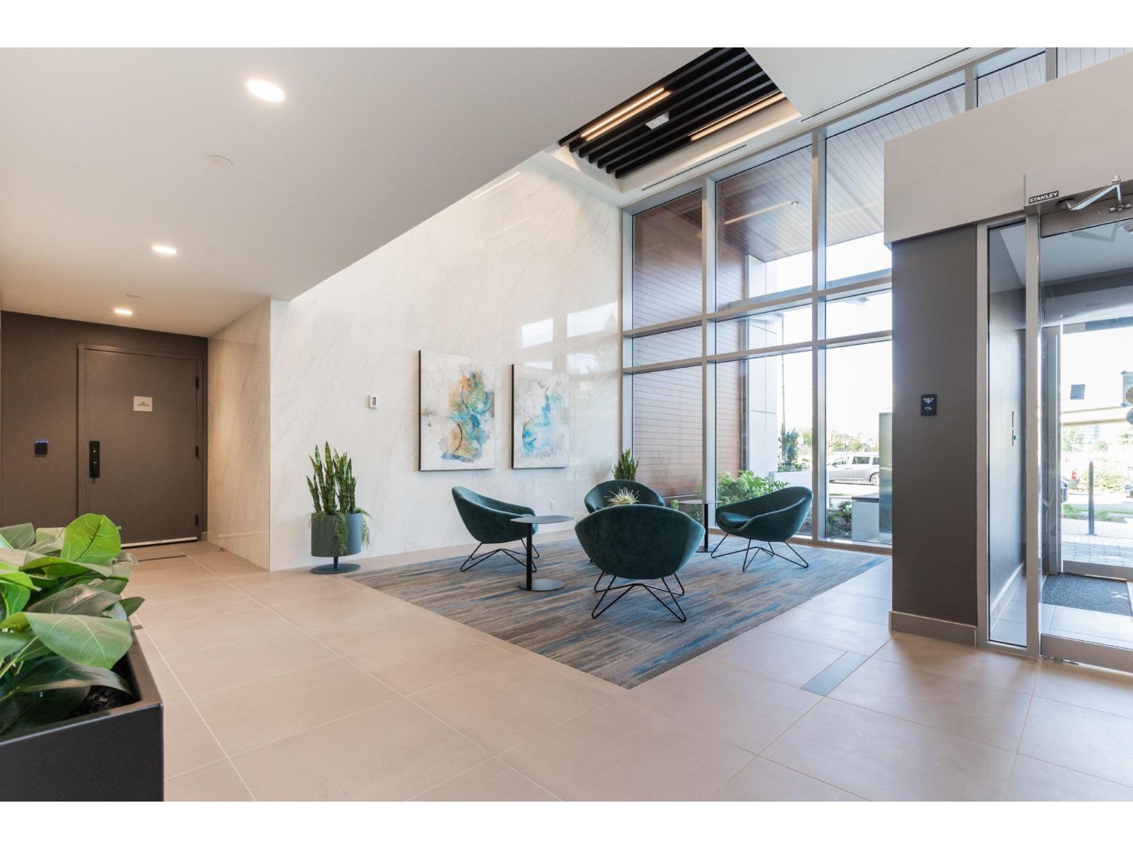 1301 13428 105 Avenue, Surrey, British Columbia  V3T 0S6 - Photo 3 - R3100700