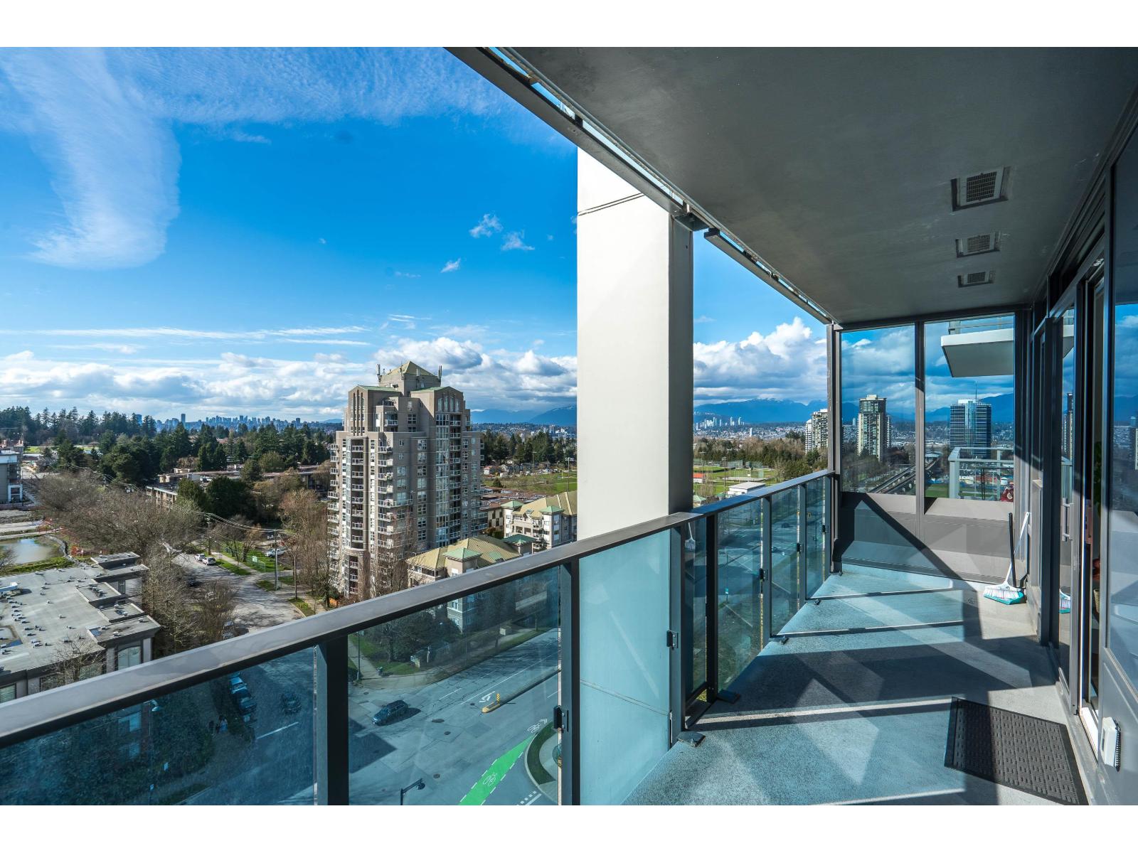 1301 13428 105 Avenue, Surrey, British Columbia  V3T 0S6 - Photo 29 - R3100700