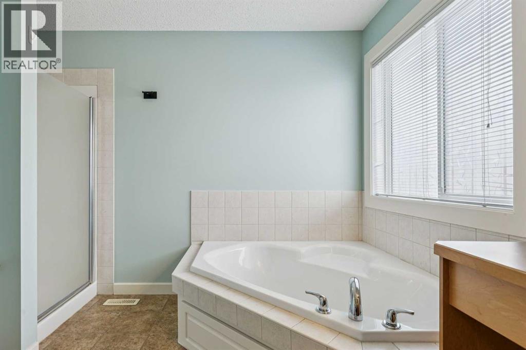 340 Sagewood Place Sw, Airdrie, Alberta  T4B 3M8 - Photo 20 - A2294268