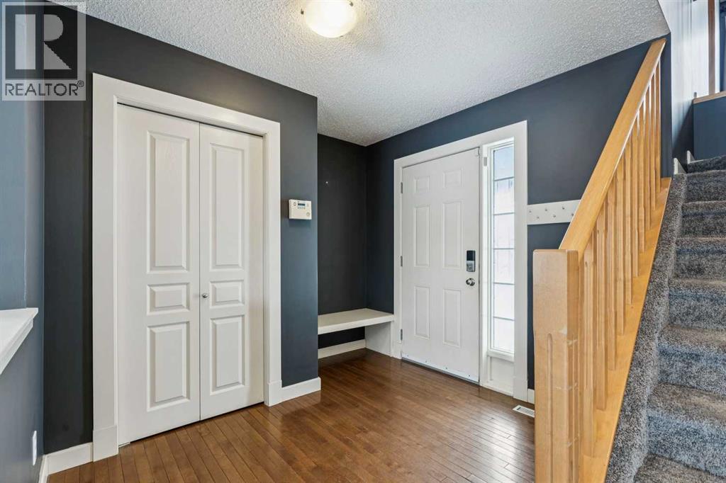 340 Sagewood Place Sw, Airdrie, Alberta  T4B 3M8 - Photo 2 - A2294268