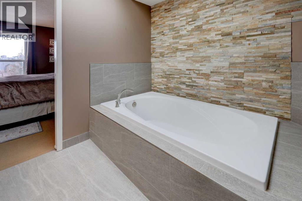 110 Royal Oak View Nw, Calgary, Alberta  T3G 5V9 - Photo 25 - A2294393