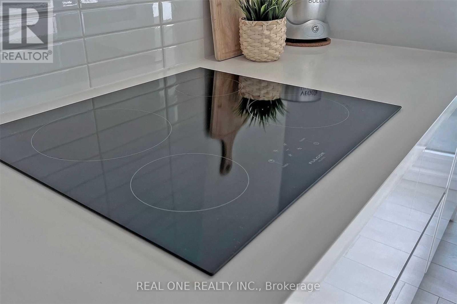 1709 - 2221 Yonge Street, Toronto (Mount Pleasant West), Ontario  M4S 2B4 - Photo 17 - C12907248