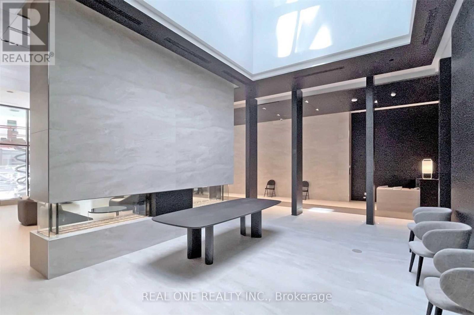 1709 - 2221 Yonge Street, Toronto (Mount Pleasant West), Ontario  M4S 2B4 - Photo 5 - C12907248