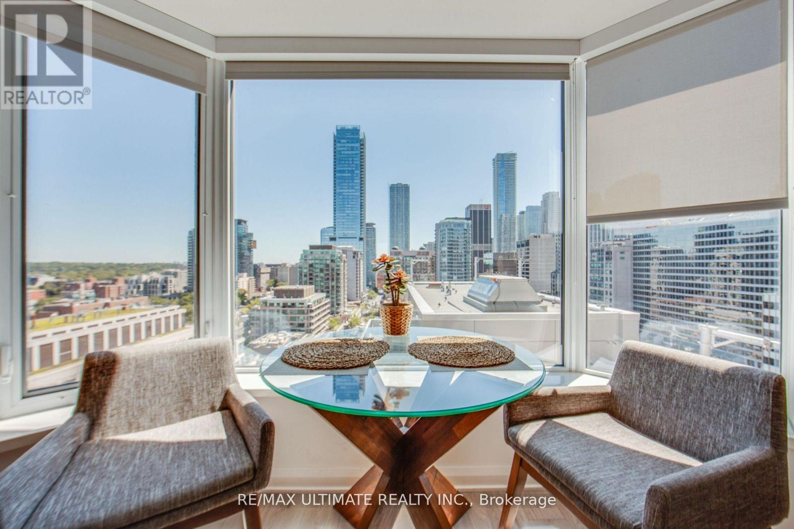 1705 - 155 Yorkville Avenue, Toronto, Ontario  M6K 0C8 - Photo 9 - C12907250