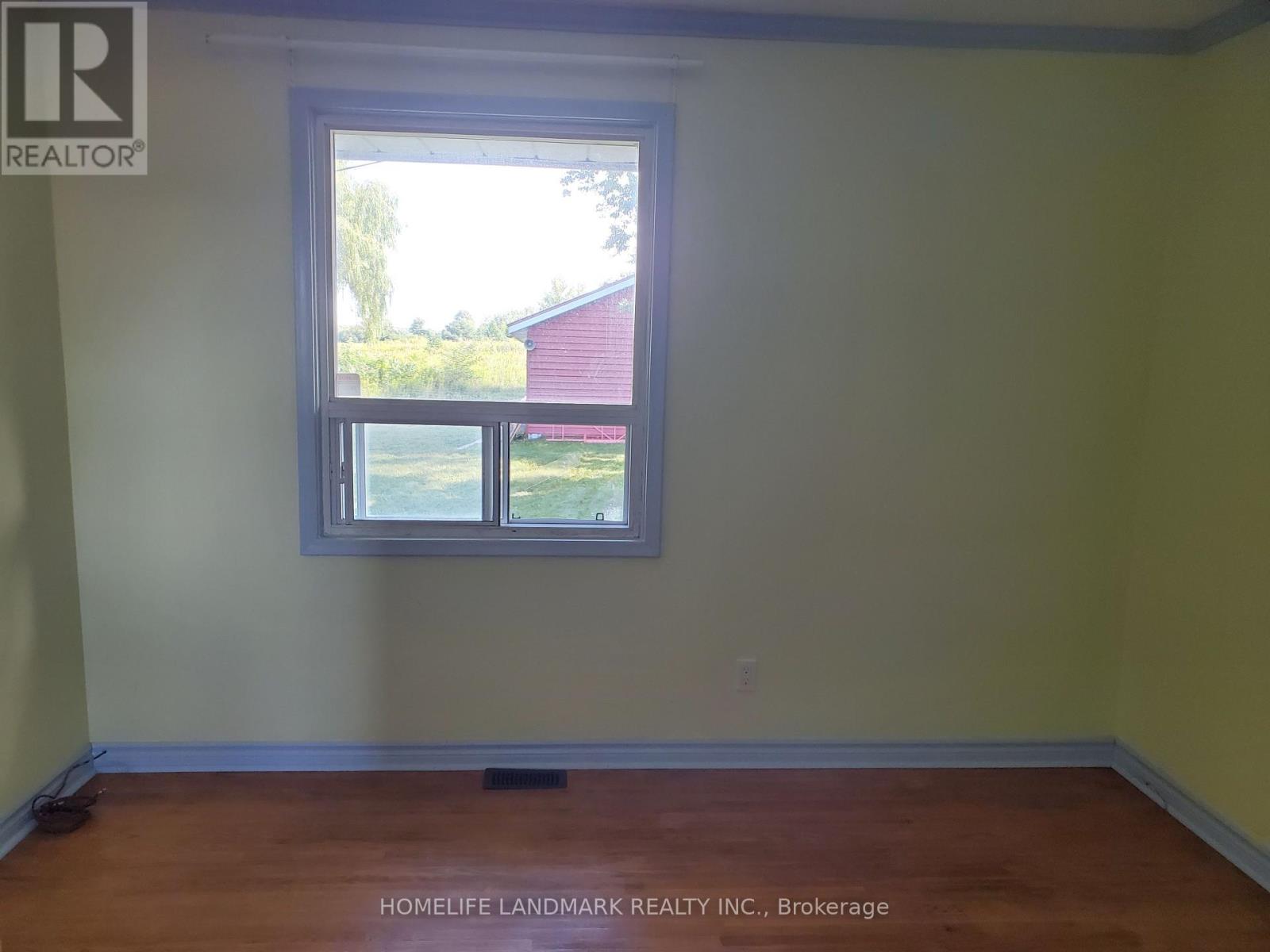 (Main Floor) - 2413 Vivian Road, Whitchurch-Stouffville, Ontario  L3Y 4W1 - Photo 10 - N12907262