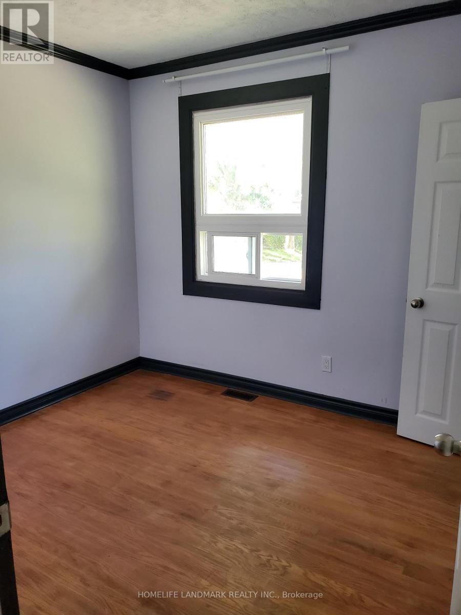 (Main Floor) - 2413 Vivian Road, Whitchurch-Stouffville, Ontario  L3Y 4W1 - Photo 11 - N12907262