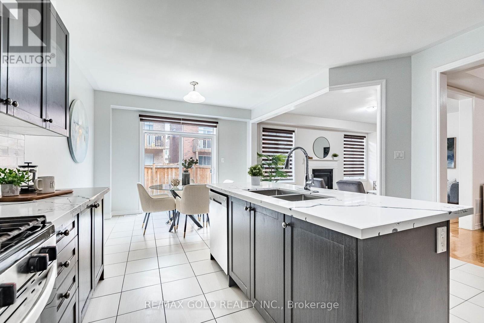 44 Roulette Crescent, Brampton (Northwest Brampton), Ontario  L7A 4R6 - Photo 19 - W12907254