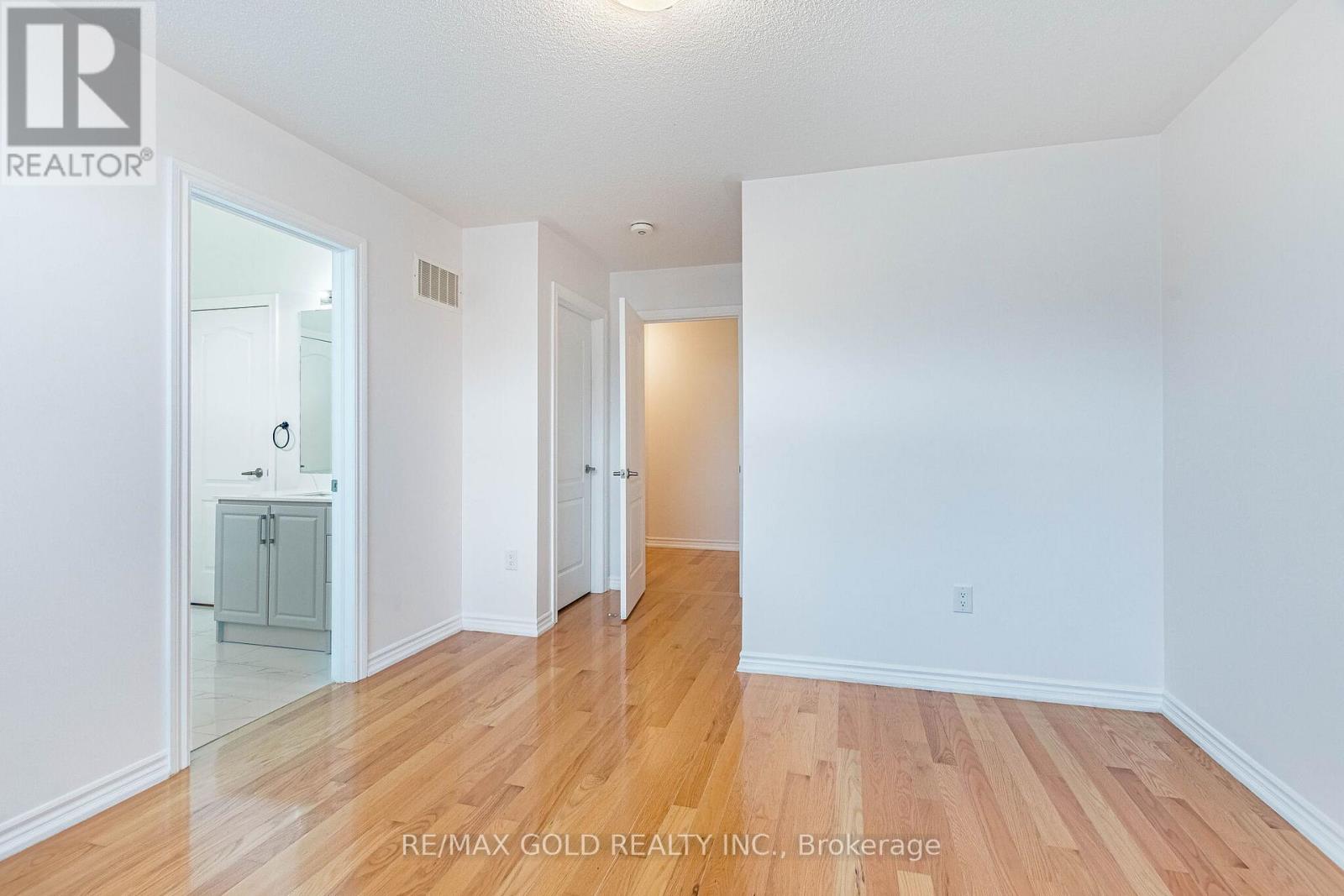 44 Roulette Crescent, Brampton (Northwest Brampton), Ontario  L7A 4R6 - Photo 29 - W12907254