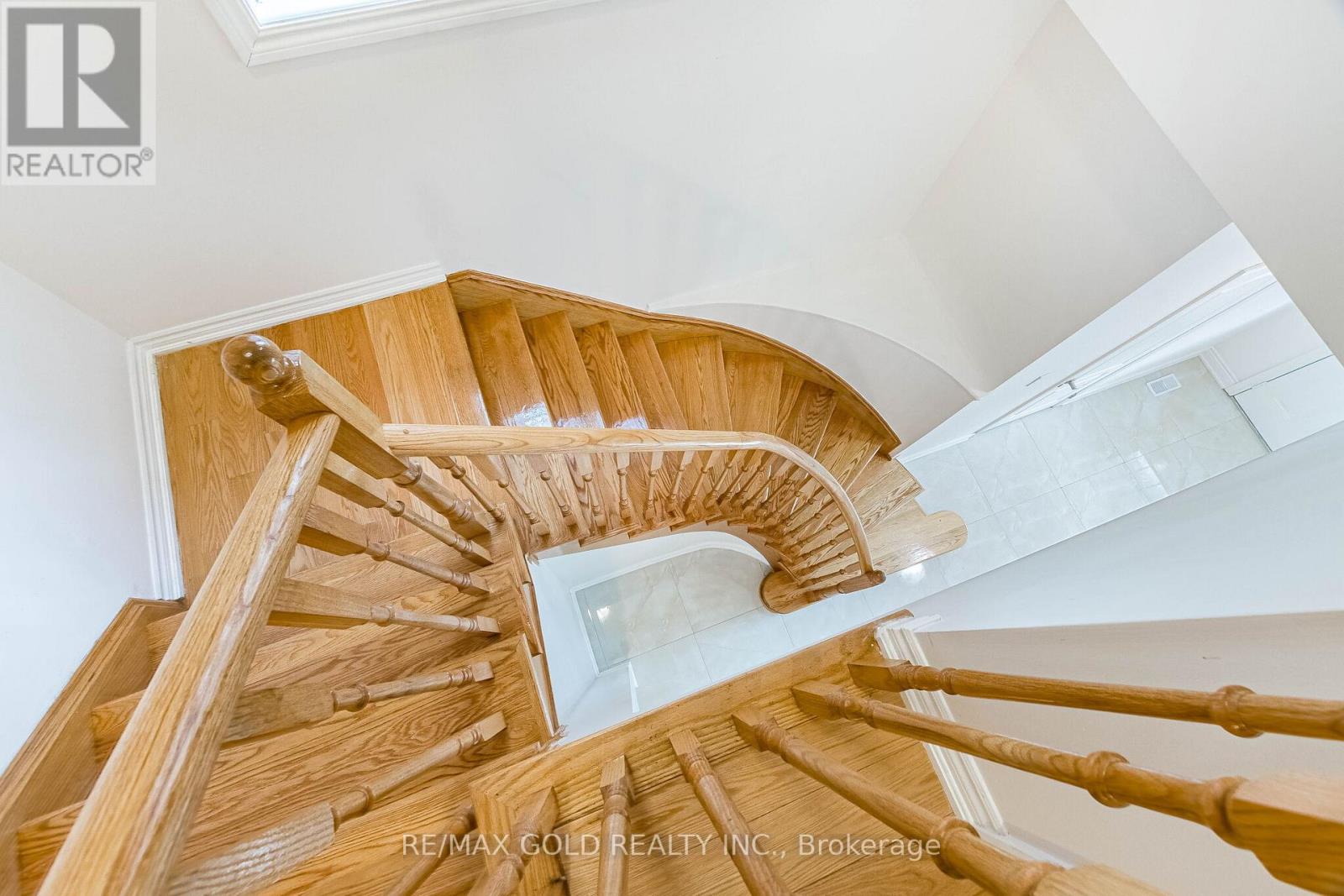 44 Roulette Crescent, Brampton (Northwest Brampton), Ontario  L7A 4R6 - Photo 33 - W12907254